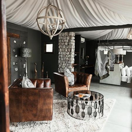 Etosha Oberland Lodge أوكاوكويجو المظهر الخارجي الصورة